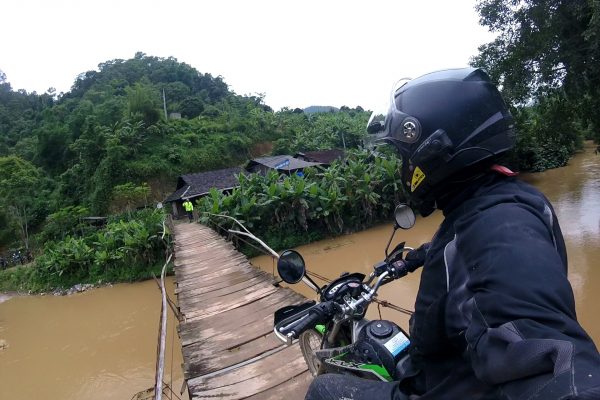 VIETNAM RIDE2DISCOVER.COM